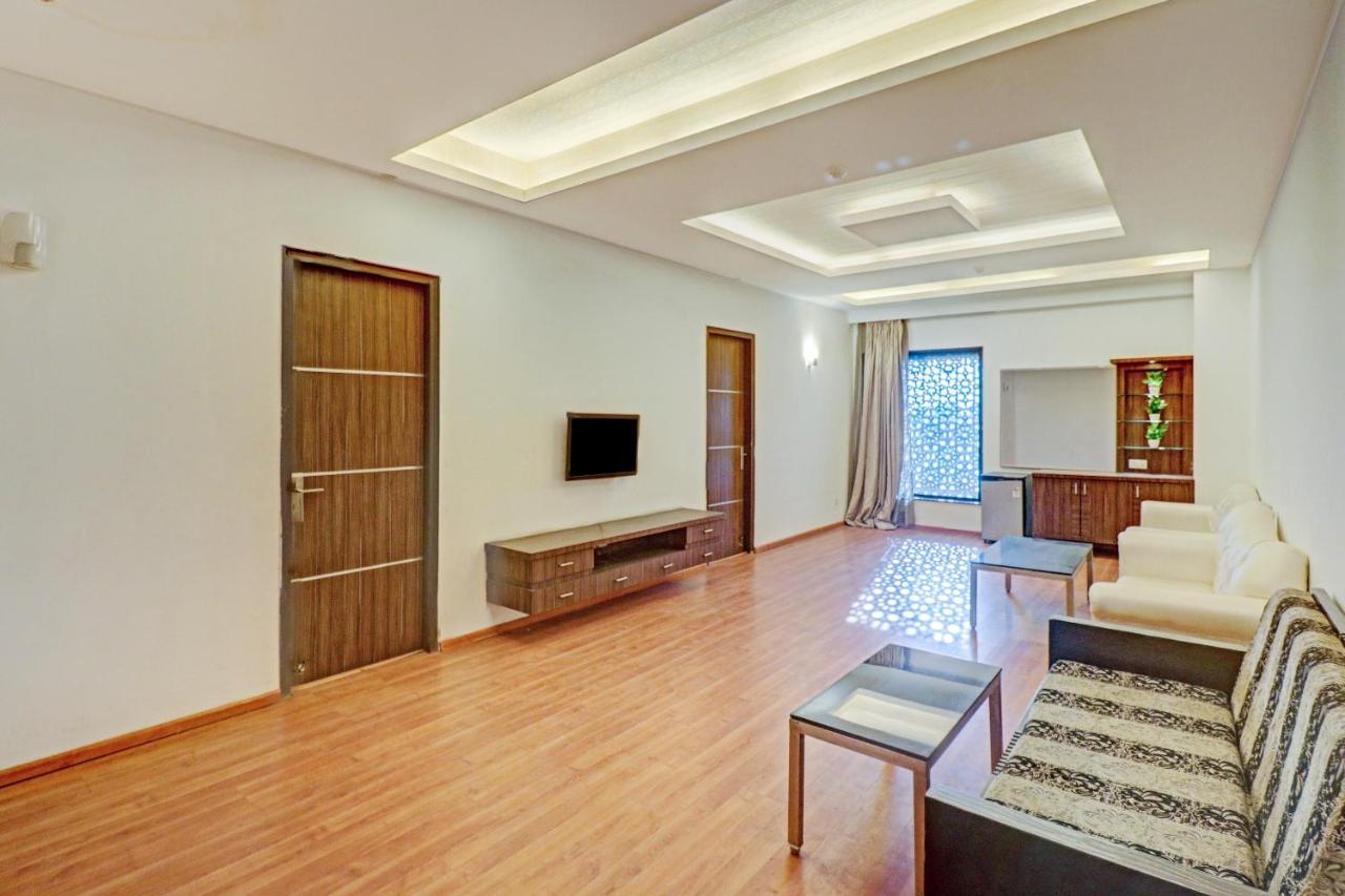 Hotel Oyo Townhouse 484 Sanskriti Delhi  Exterior foto